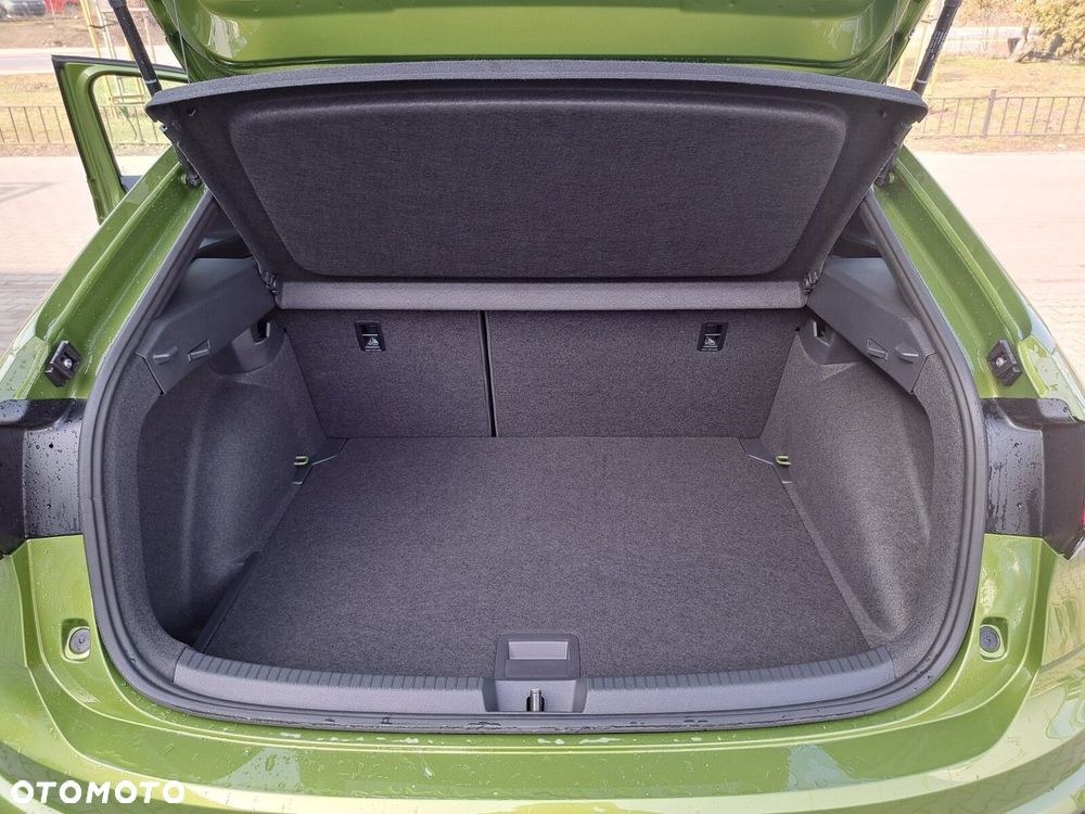 Volkswagen Taigo 1.5 TSI ACT R-Line DSG - 8