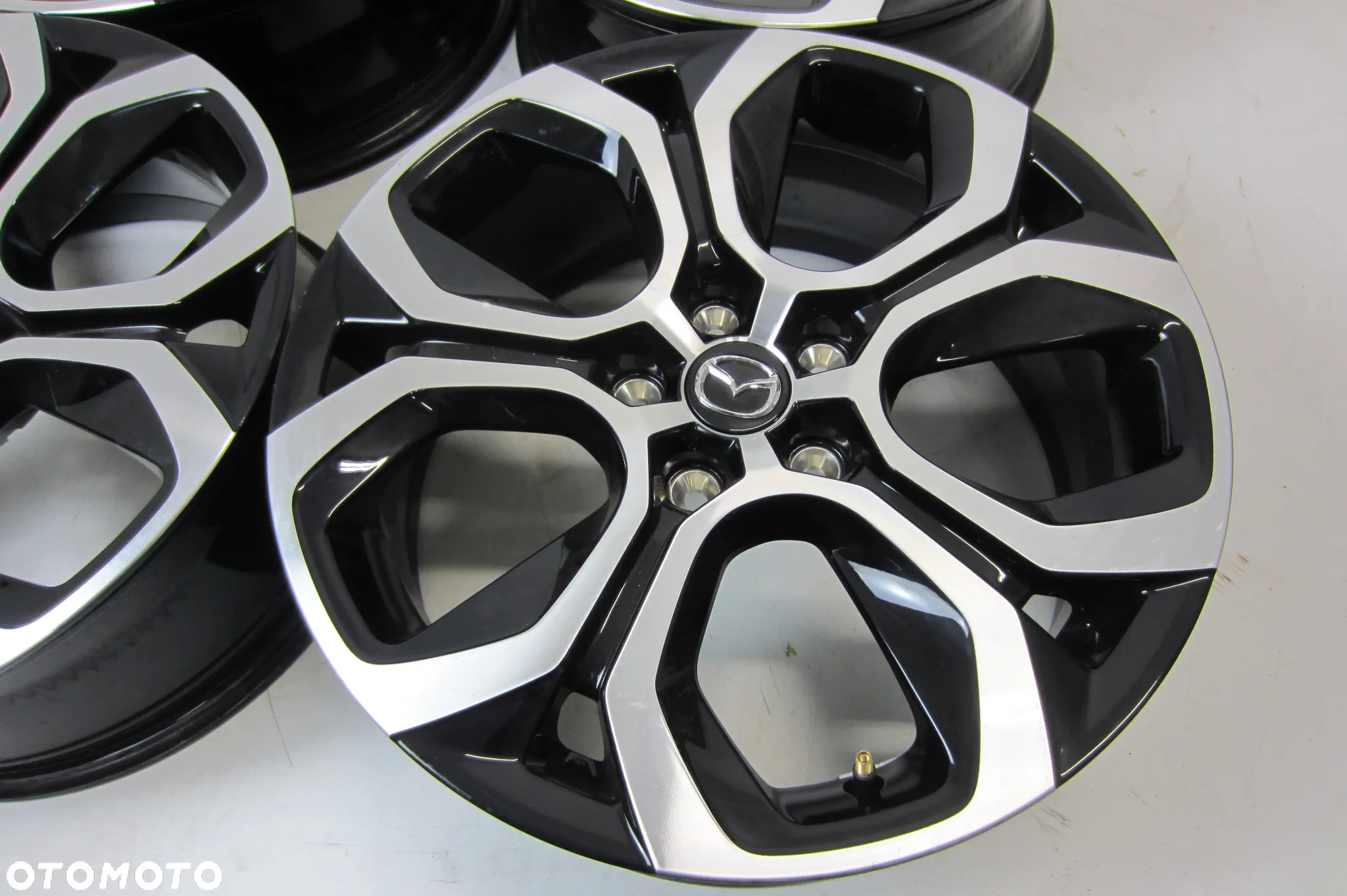 FELGI  ALUMINIOWE 18 MAZDA 3 5 6 CX3 CX5 CX7 CX30 - 8
