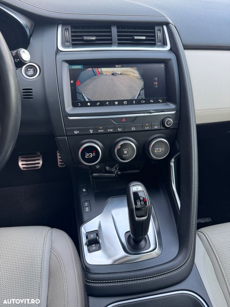Jaguar E-Pace P200 AWD R-Dynamic S - 18