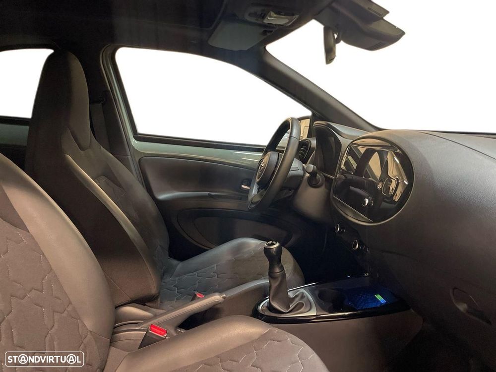 Toyota Aygo X 1.0 Envy - 6