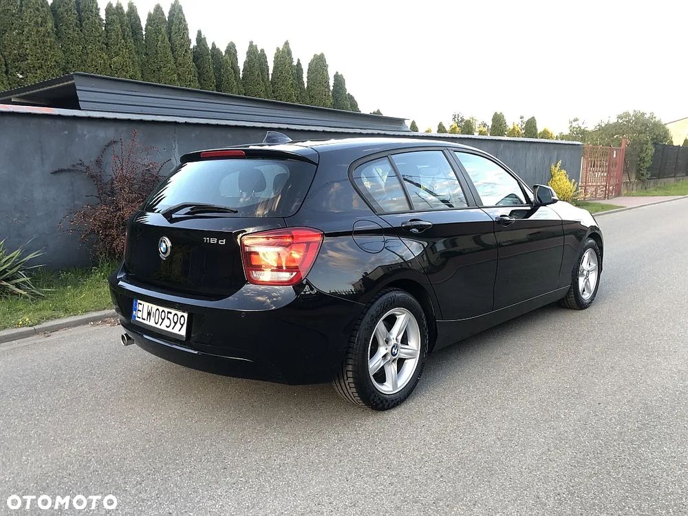 BMW Seria 1 118d DPF - 4