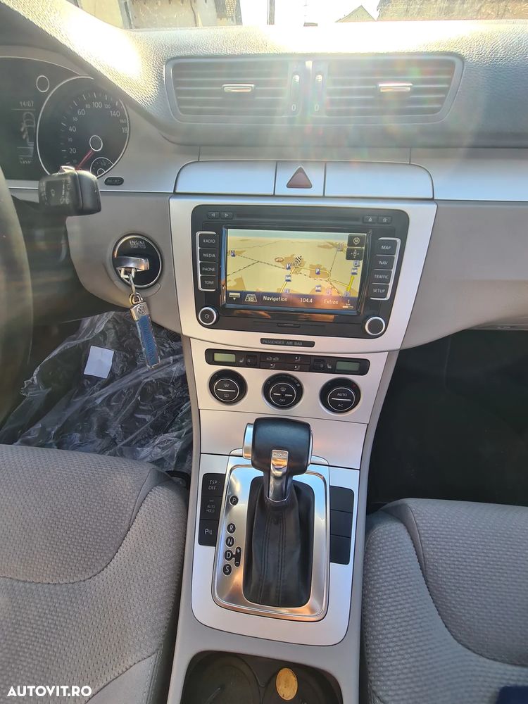 Volkswagen Passat 1.4 TSI Comfortline DSG - 3