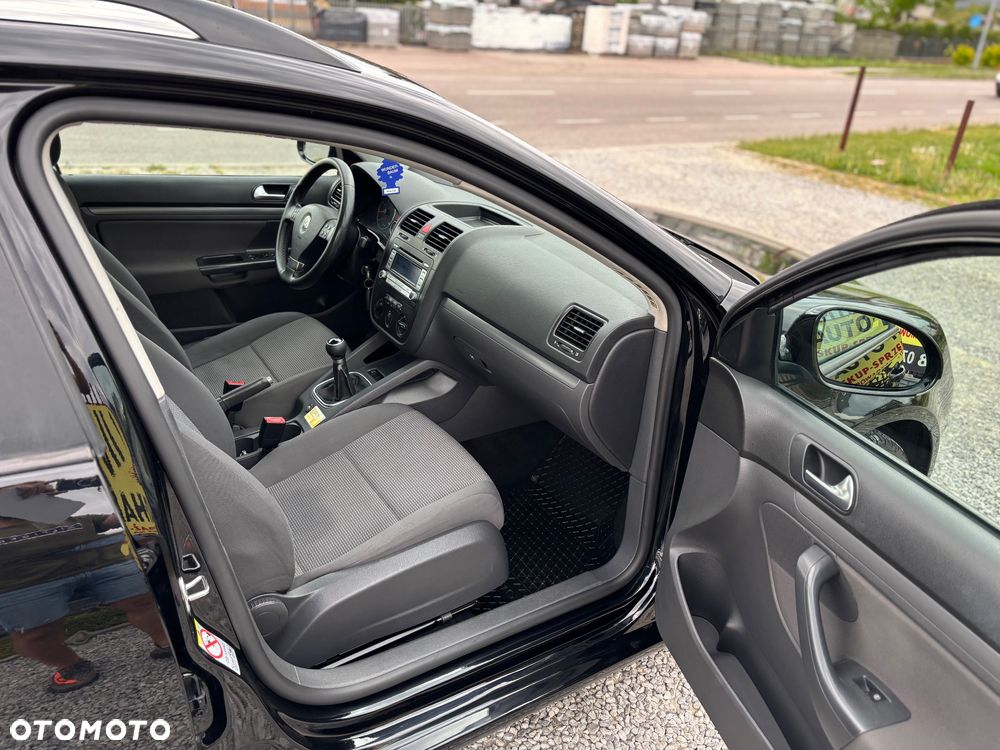 Volkswagen Golf - 9