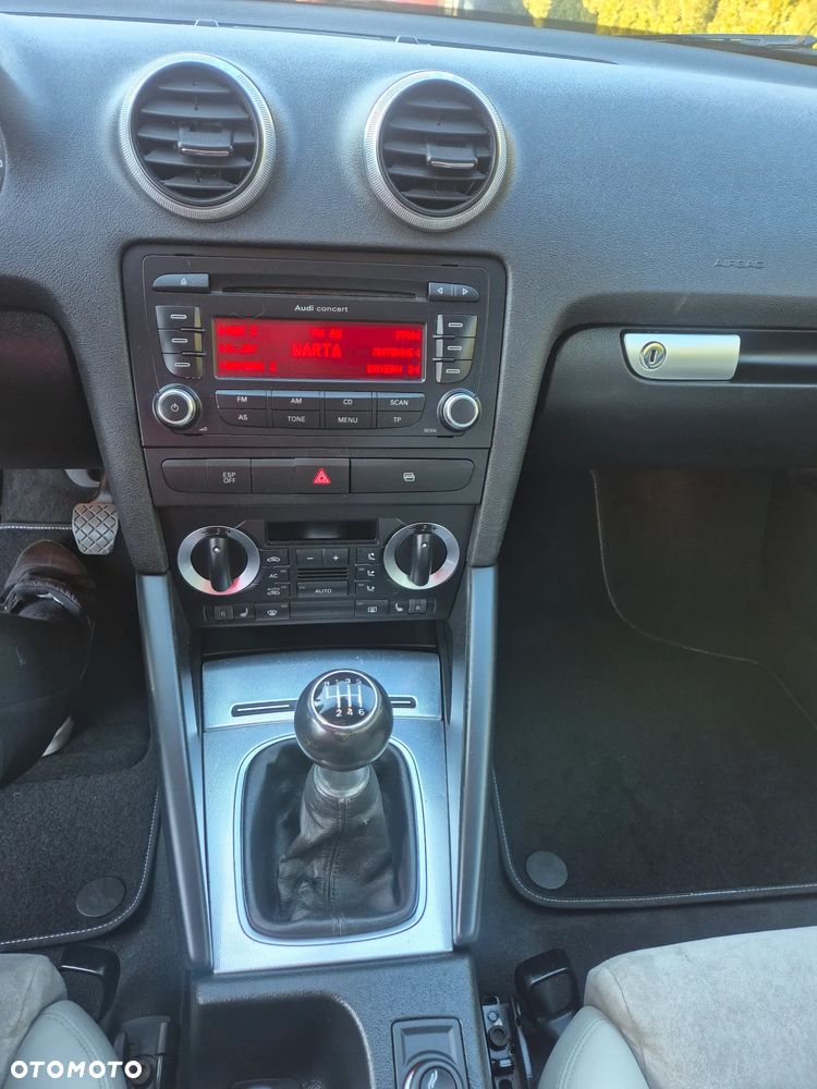 Audi A3 Cabrio 2.0 TDI DPF Attraction - 9