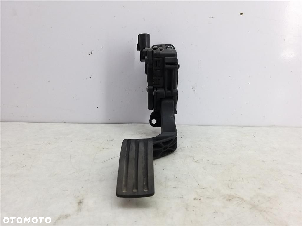 Potencjometr gazu pedał Ford Fusion 2002-2012 1,4 D 2S61-9F836-AA 6 PIN - 2