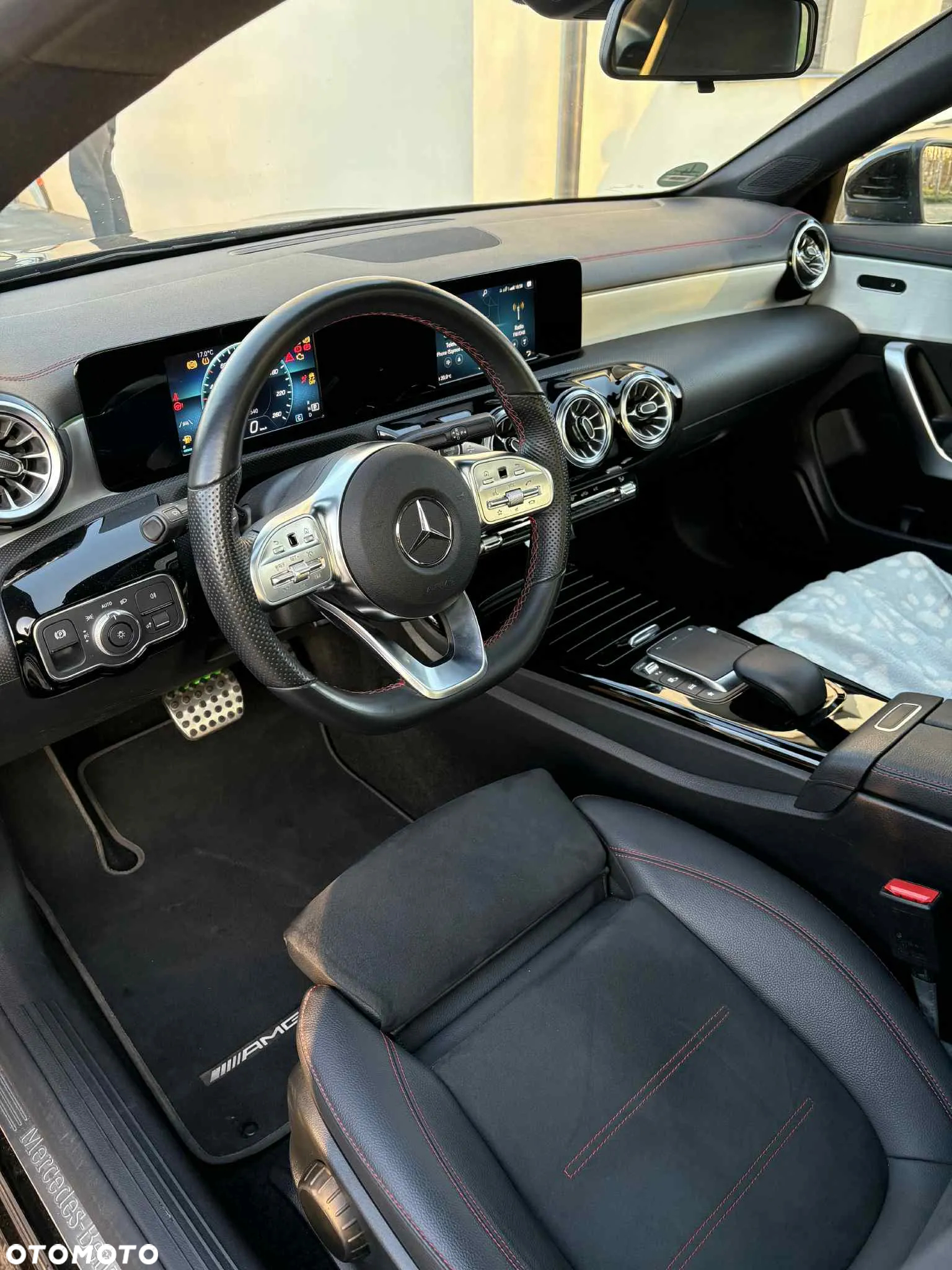 Mercedes-Benz CLA 180 AMG Line 7G-DCT - 5