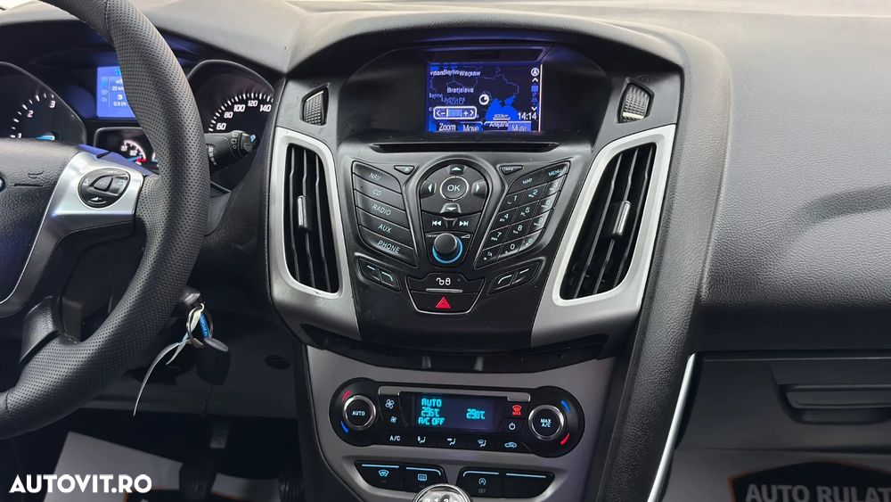 Ford Focus - 15
