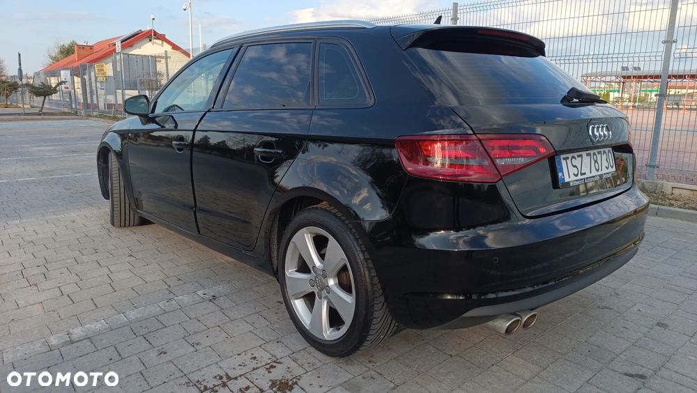 Audi A3 Sportback 2.0 TDI Ambiente - 6
