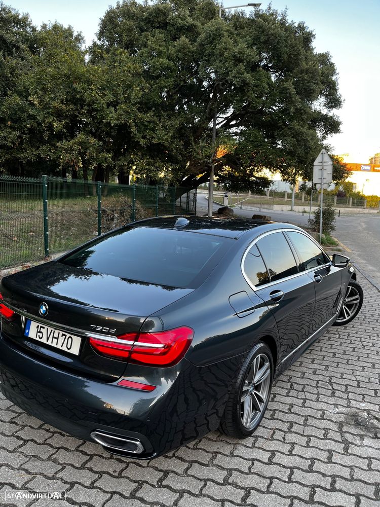 BMW 730 d Pack M - 15
