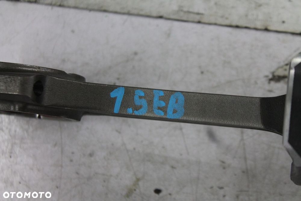 TŁOK KORBOWÓD RFHX7G-AA FIESTA MK8 1.5 ECOB 18- - 2