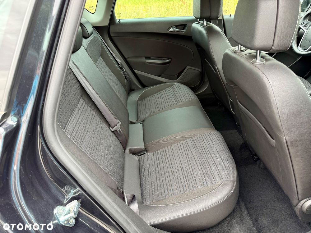 Opel Astra - 11