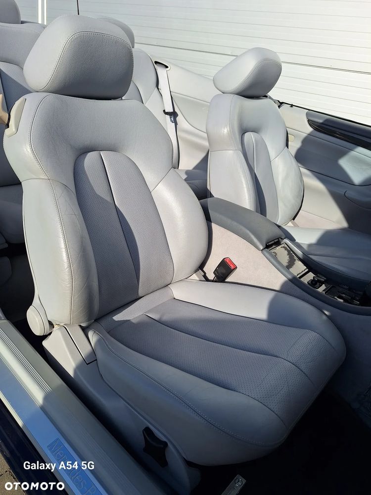 Mercedes-Benz CLK - 19