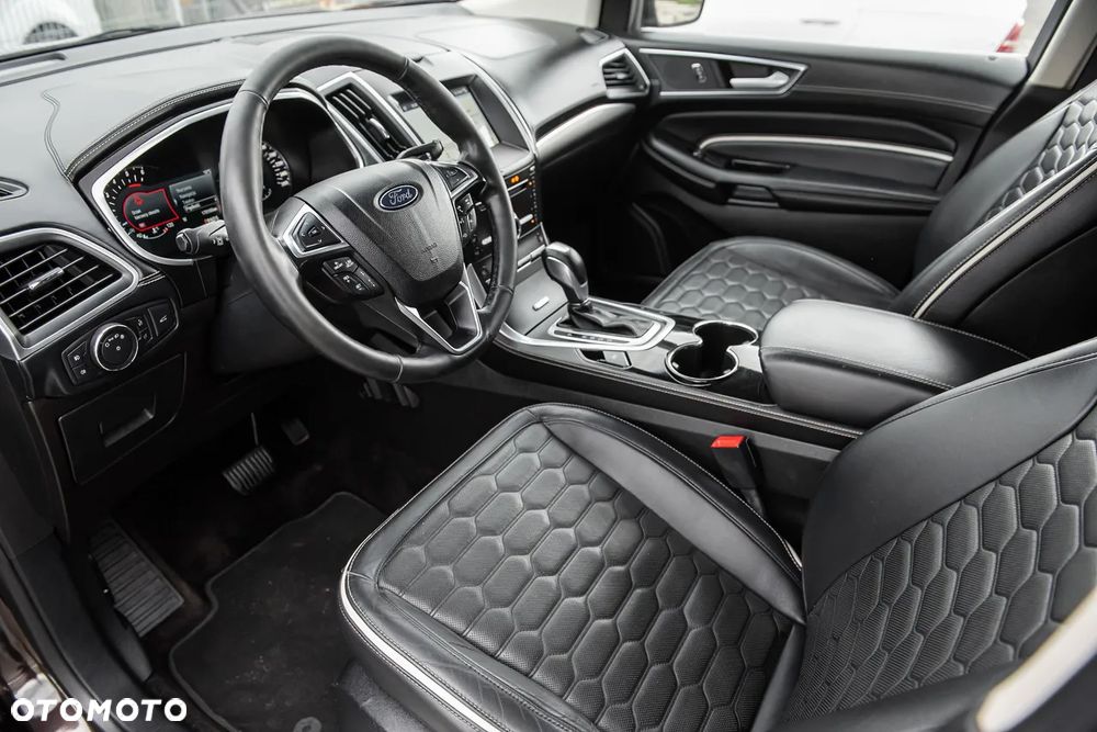 Ford Edge 2.0 TDCi Bi-Turbo 4x4 Vignale - 15
