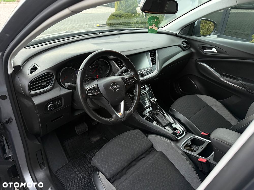 Opel Grandland X - 12