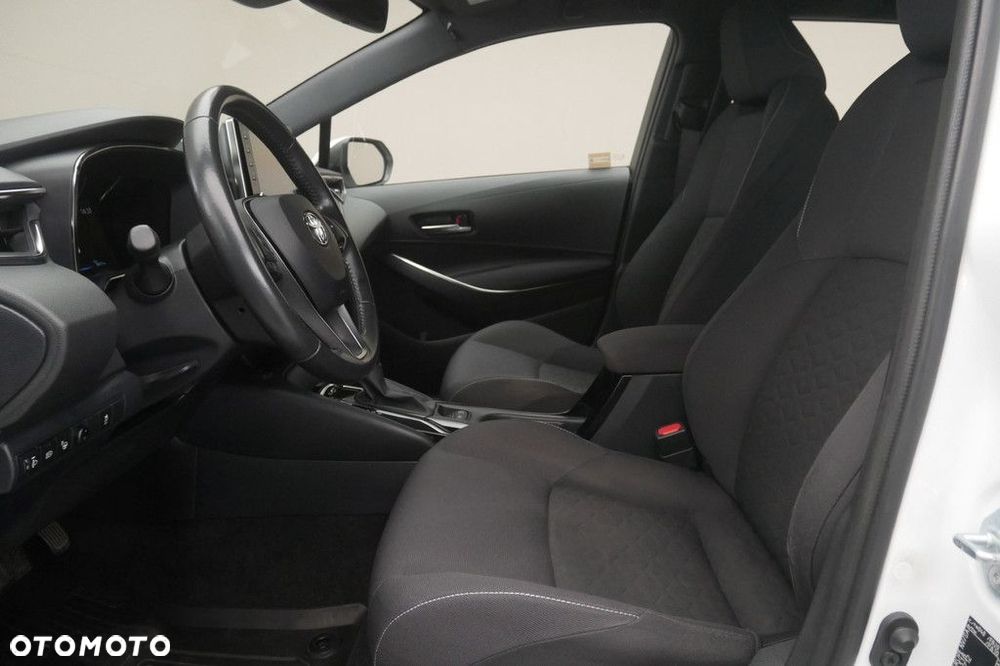 Toyota Corolla 1.8 Hybrid Comfort - 12