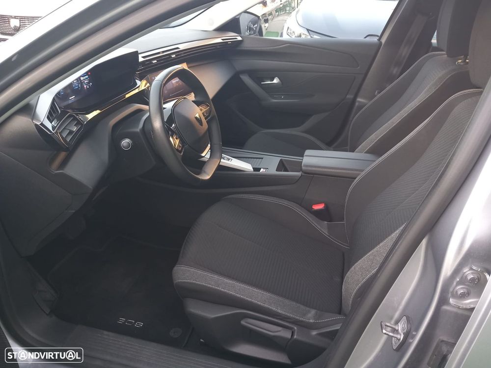 Peugeot 308 1.6 Hybrid Allure e-EAT8 - 9