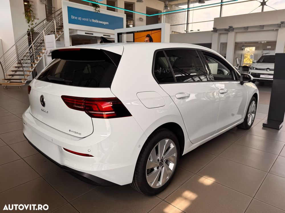 Volkswagen Golf 1.5 TSI eHybrid DSG PHEV Life - 3