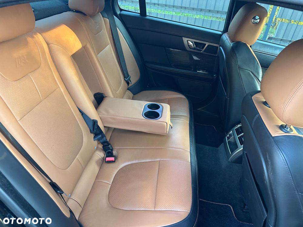 Jaguar XF XFR 5.0 V8 Kompressor - 27