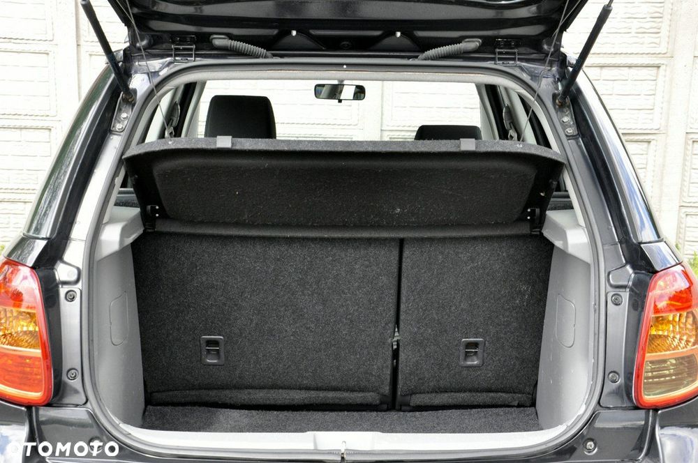 Suzuki SX4 1.6 Premium - 13