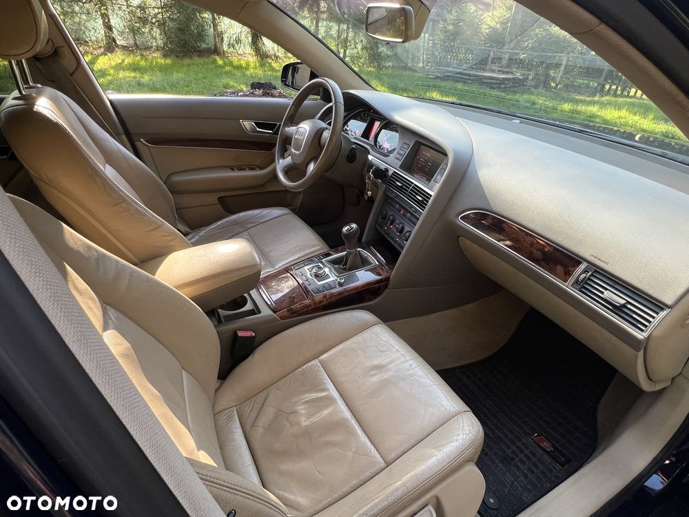 Audi A6 Limousine 2.4 - 11