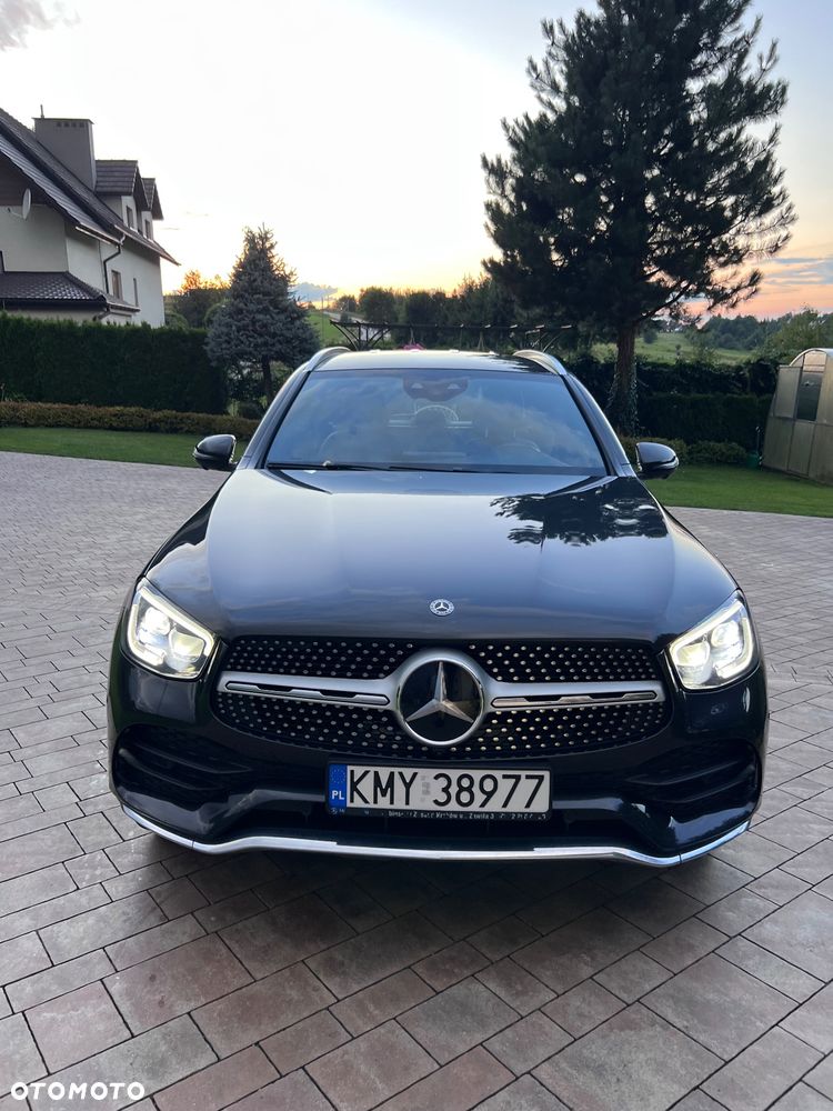 Mercedes-Benz GLC - 2