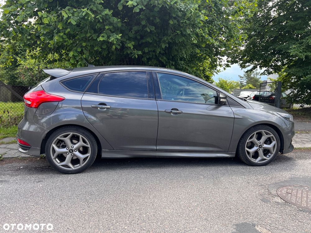 Ford Focus - 3