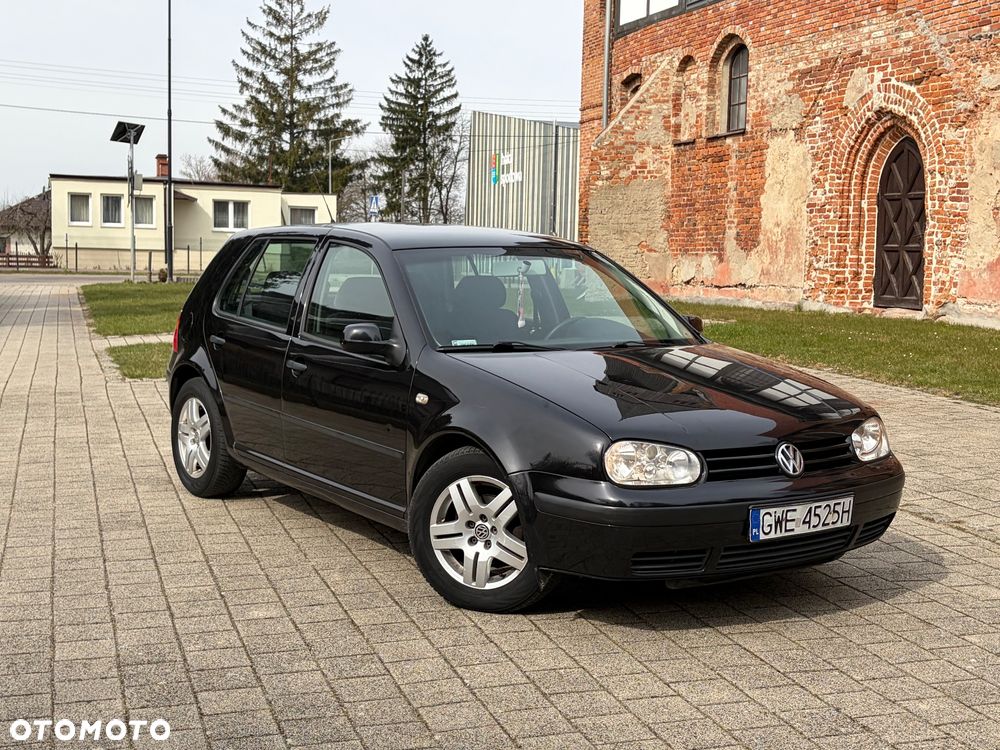 Volkswagen Golf 1.6 Comfortline - 3