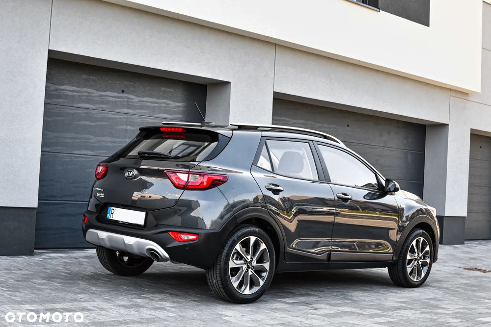 Kia Stonic 1.4 L - 5
