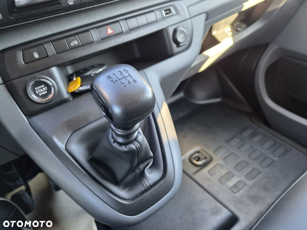 Opel Vivaro - 21