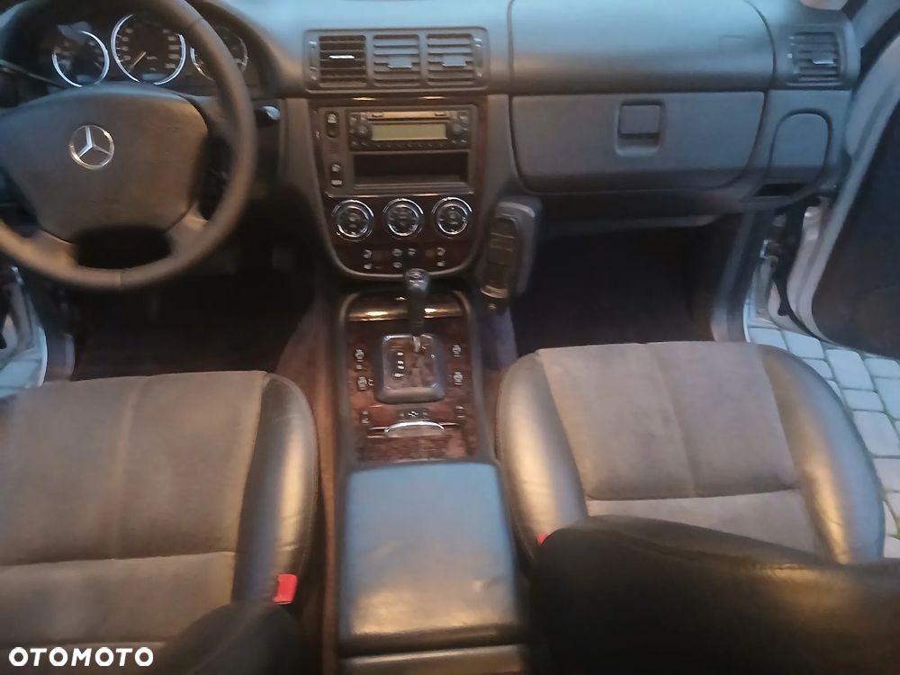 Mercedes-Benz ML - 16
