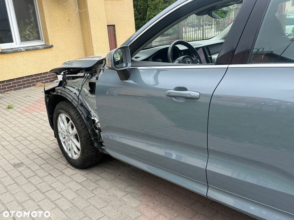 Volvo XC 60 B4 D AWD Inscription - 6