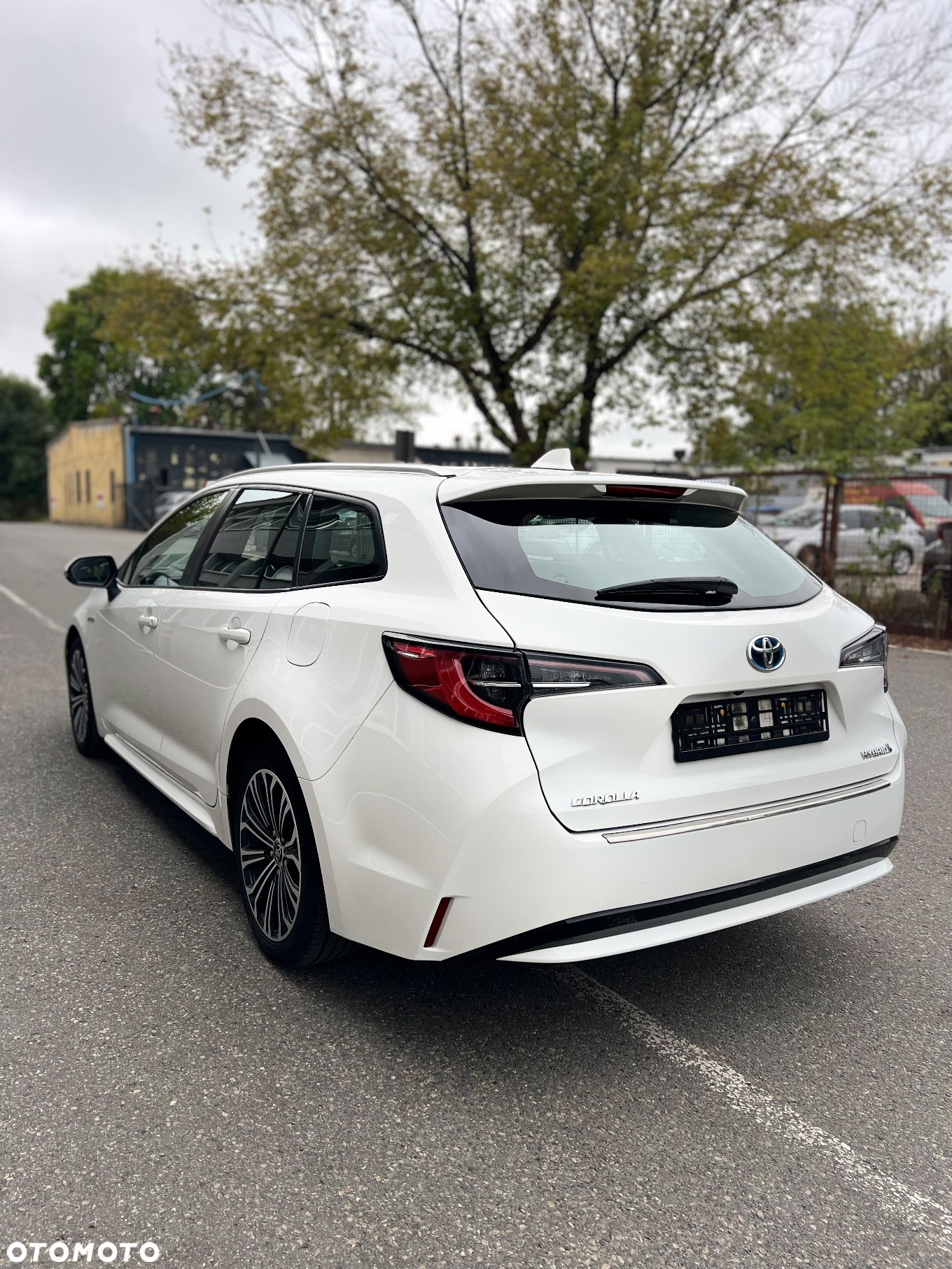 Toyota Corolla 1.8 Hybrid - 7