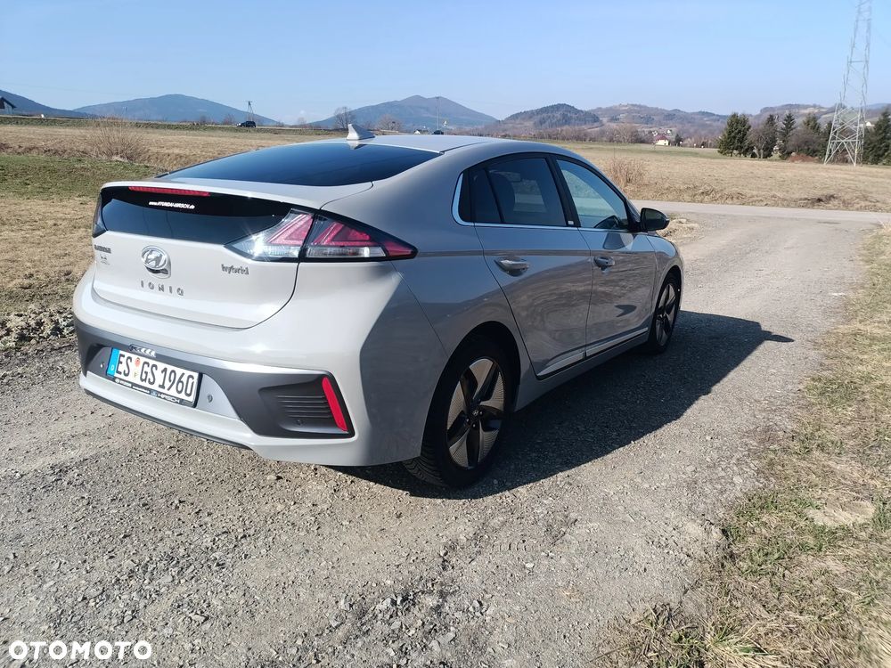Hyundai IONIQ - 6