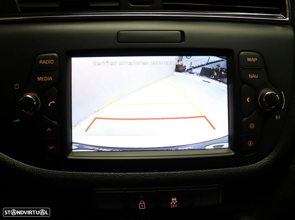 Kia Ceed SW 1.6 CRDi GT Line - 18