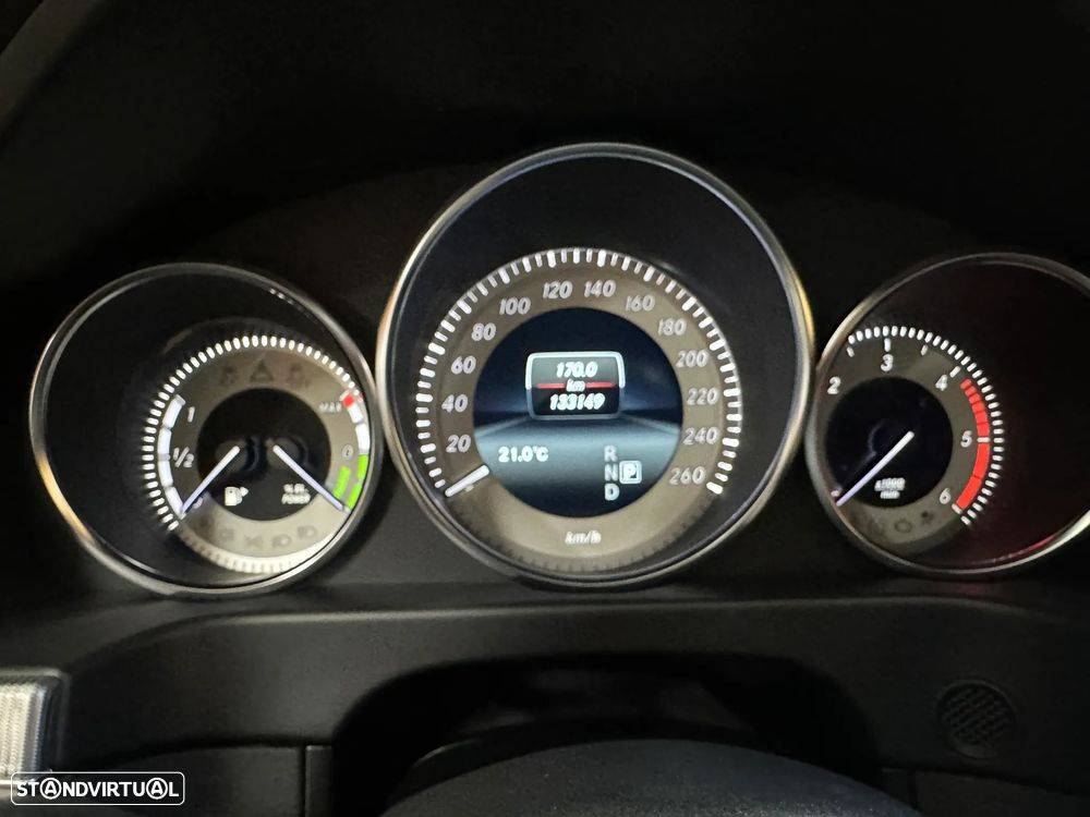 Mercedes-Benz E 300 Bluetec Hybrid Avantgarde - 6