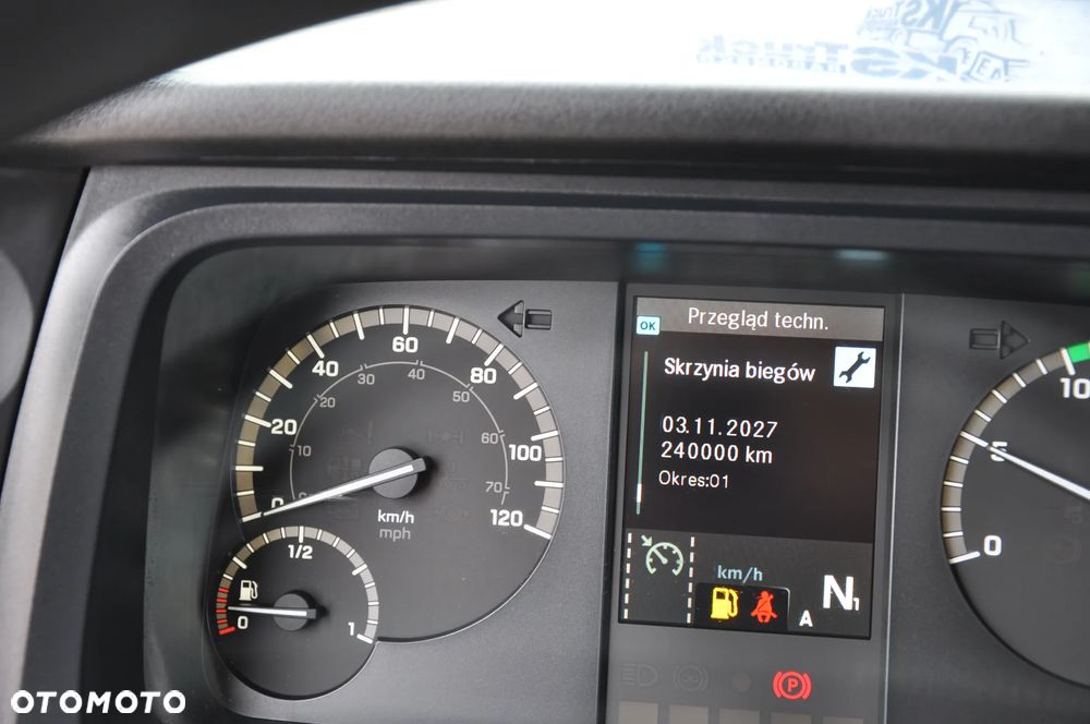 Mercedes-Benz Actros - 21