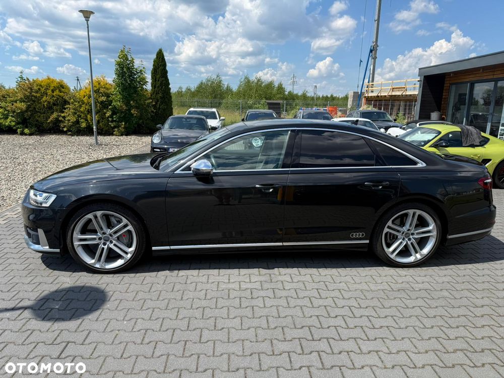 Audi S8 TFSI mHEV Quattro Tiptr - 4