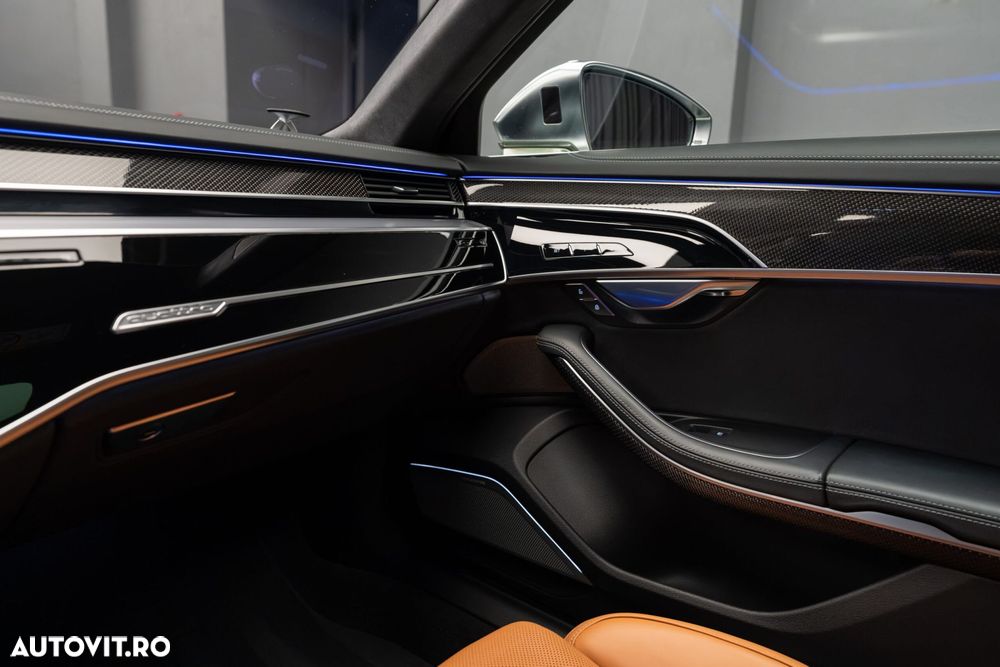 Audi S8 - 19