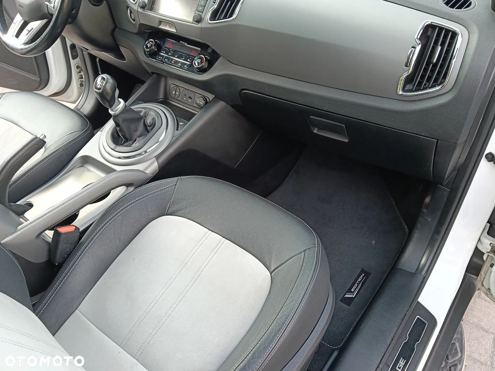 Kia Sportage 2.0 CRDI L AWD - 22