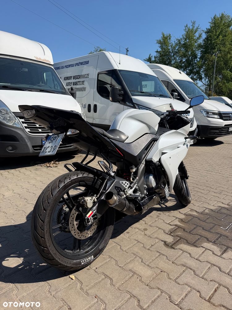 Yamaha R125 - 4