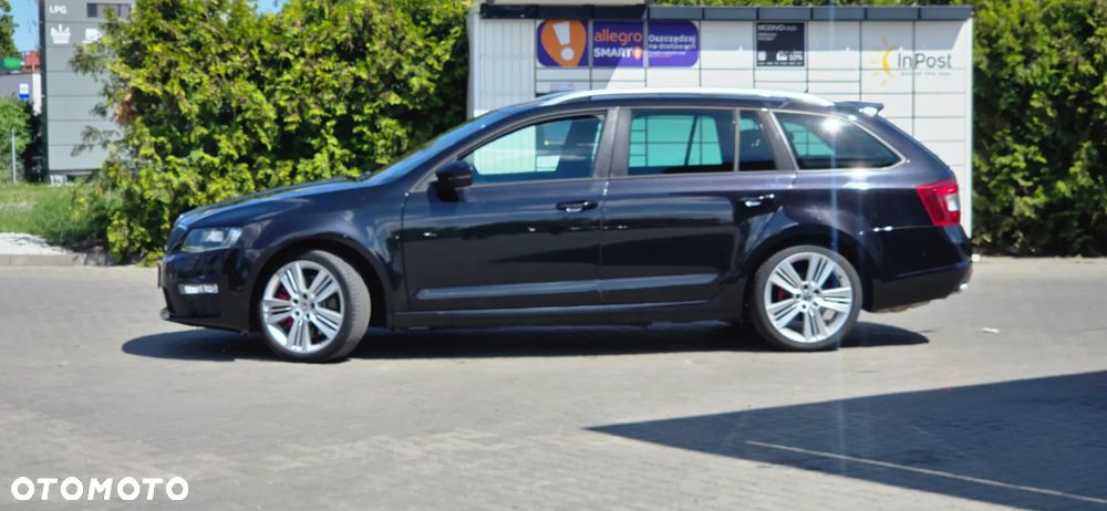 Skoda Octavia 2.0 TDI DSG RS - 10
