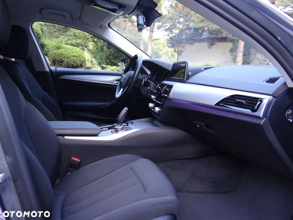 BMW Seria 5 520d - 6