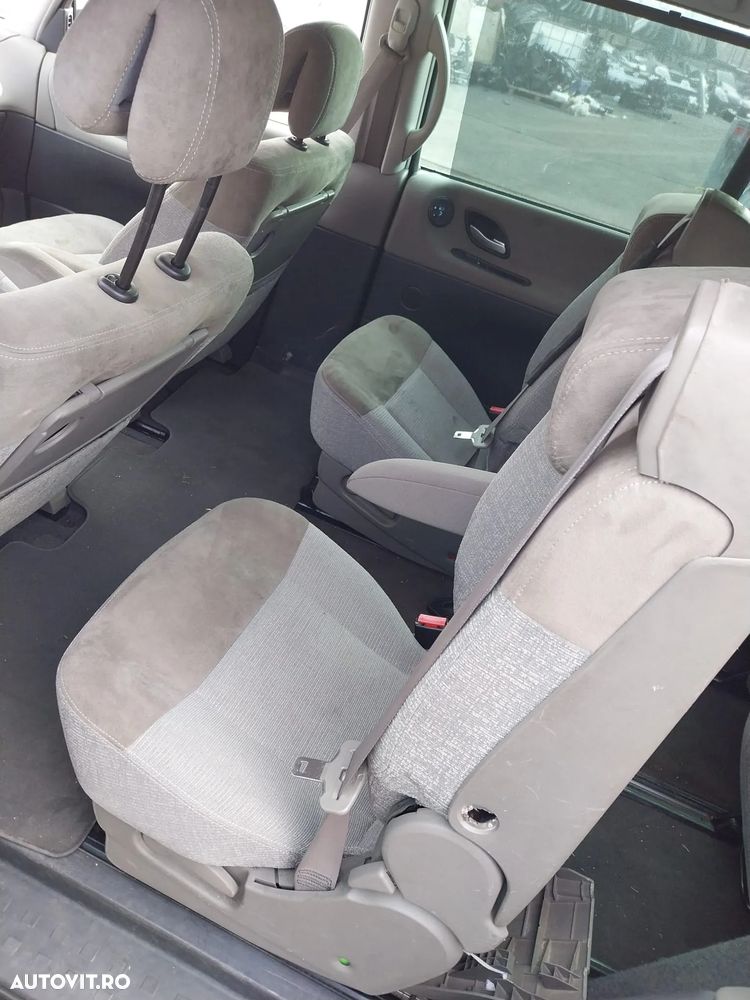 DEZMEMBREZ RENAULT ESPACE LUNG , MOTOR 2.2 DCI - 10