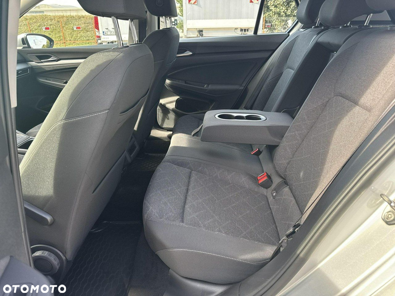 Volkswagen Golf VIII 1.5 eTSI EVO Life DSG - 15