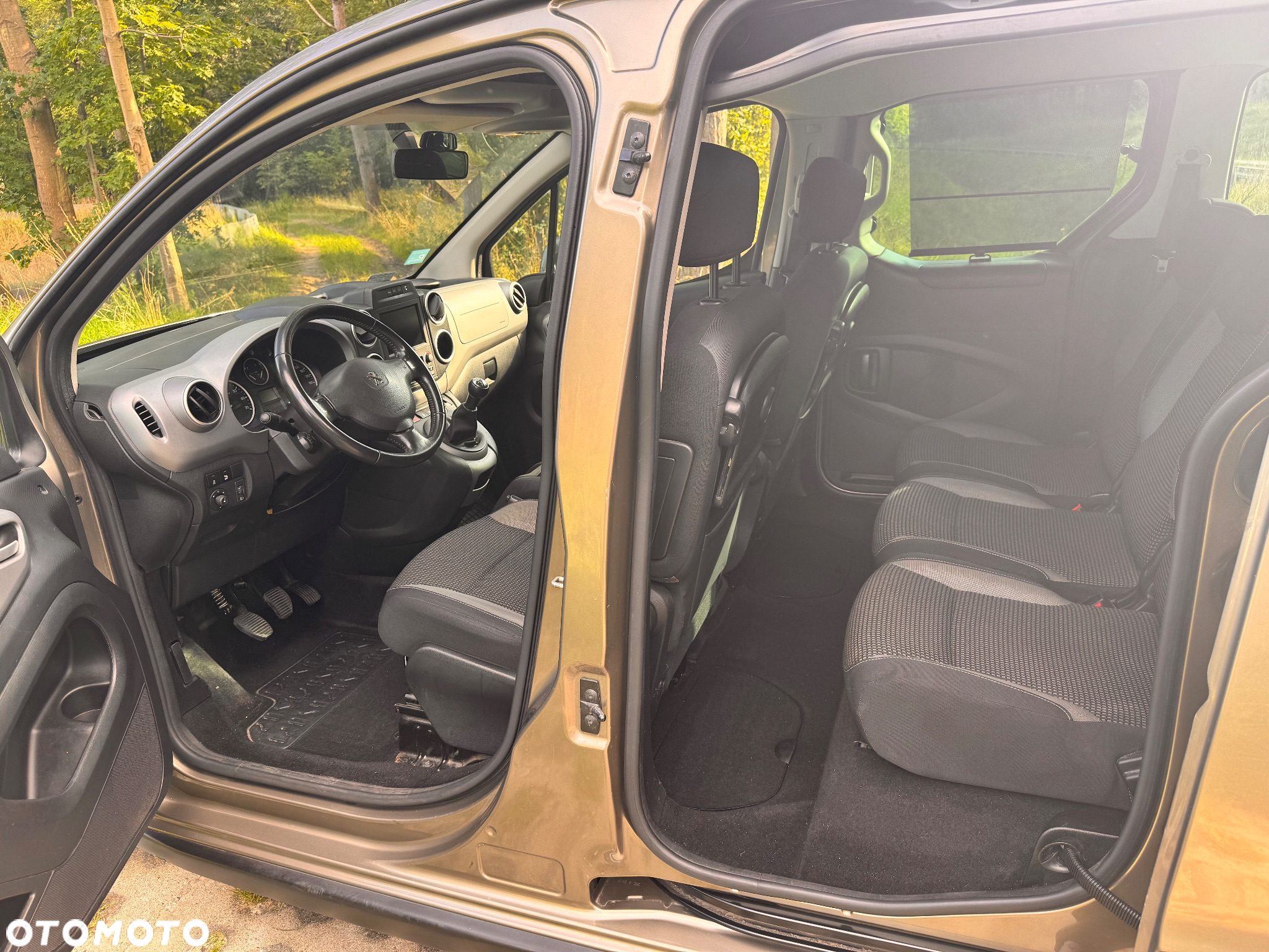 Peugeot Partner 1.6 BlueHDi Active - 16