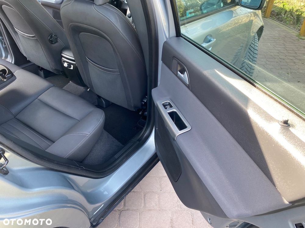 Volvo S40 2.4i Momentum - 14