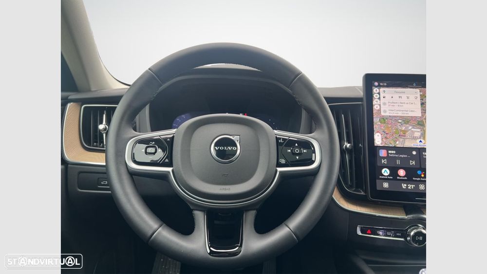 Volvo XC 60 2.0 T6 PHEV Plus Dark AWD - 11