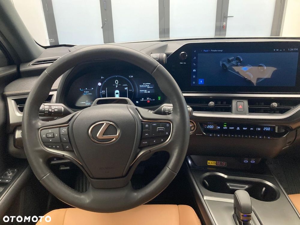 Lexus UX 300h F Sport Design - 14