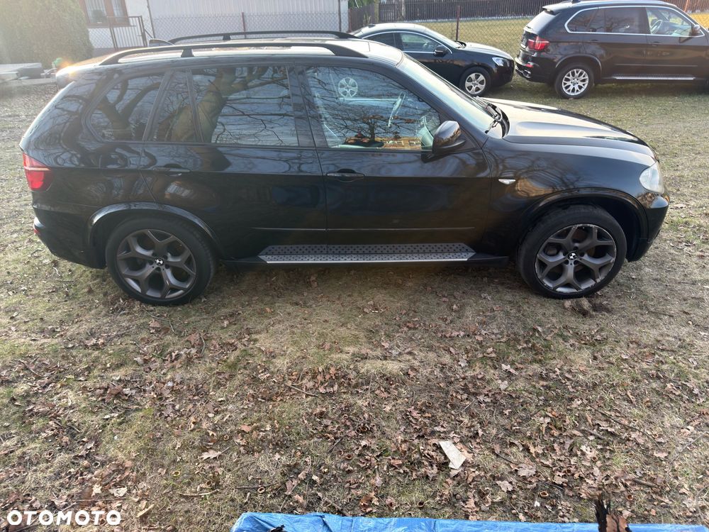 BMW X5 xDrive48i - 7