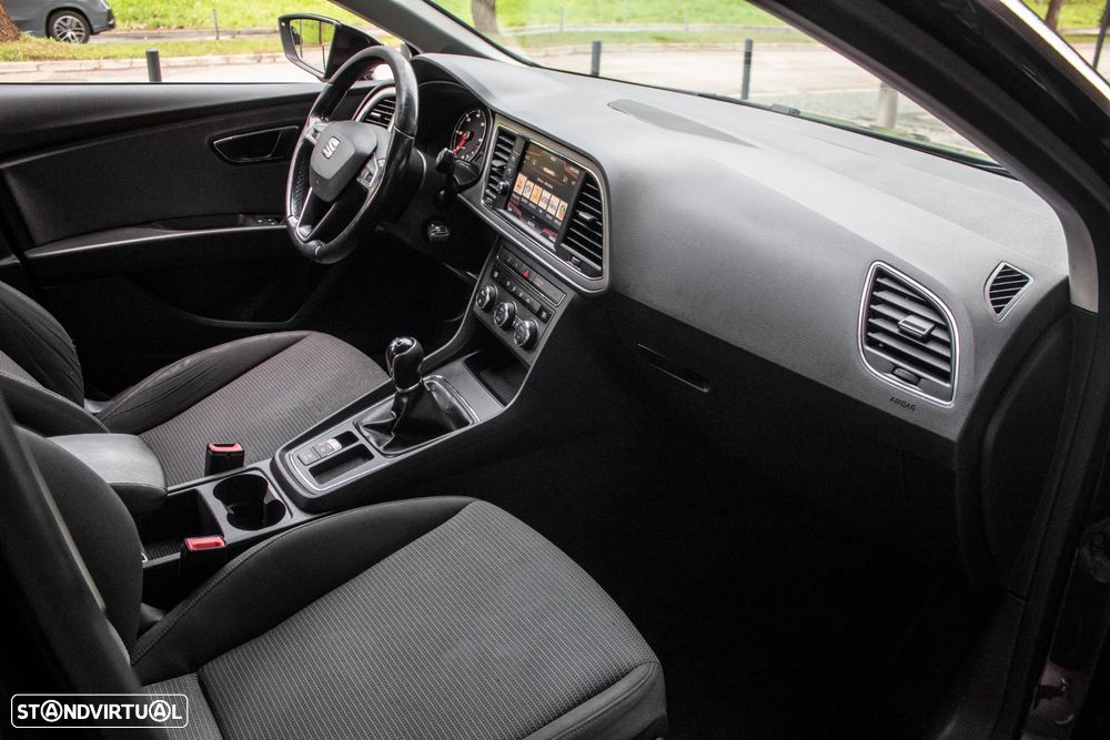 SEAT Leon ST 1.6 TDI Reference S/S - 24